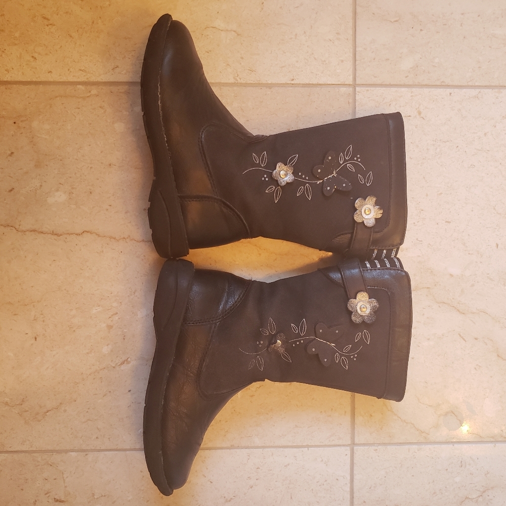 Black leather boots